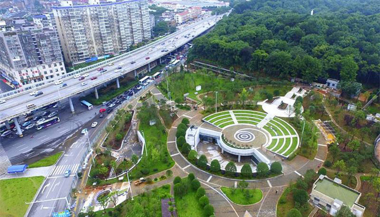 湖南松岳機(jī)電設(shè)備有限公司,松岳機(jī)電設(shè)備,中央空調(diào),中央空調(diào)安裝,中央熱水,中央空調(diào)哪家好